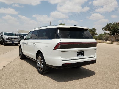 2027 Lincoln Navigator L Reserve