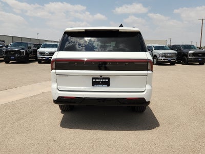 2027 Lincoln Navigator L Reserve