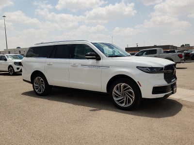 2027 Lincoln Navigator L Reserve