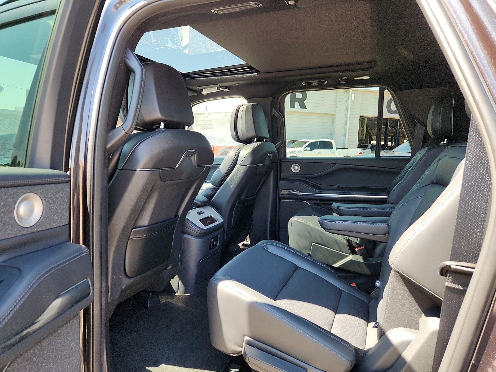 2025 Lincoln Navigator Reserve-L