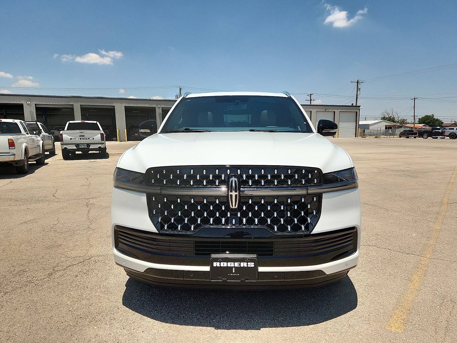 2027 Lincoln Navigator L Black Label