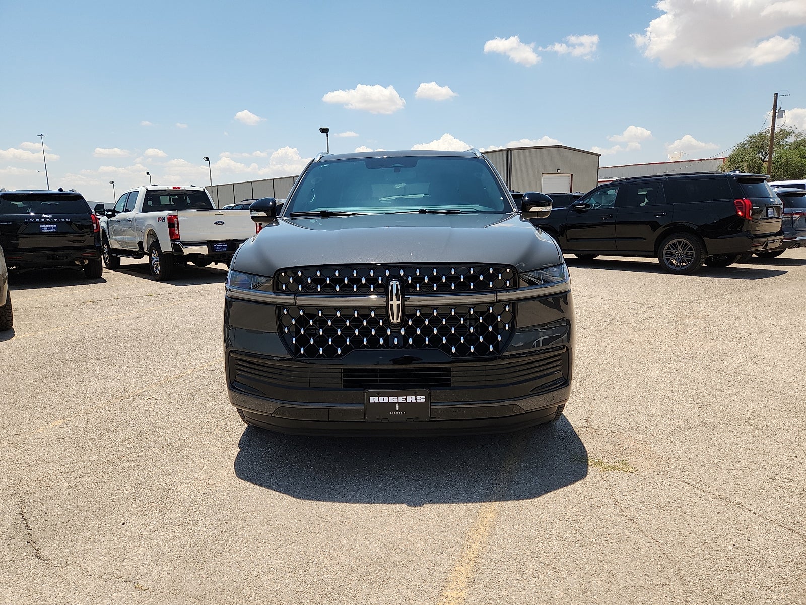 2027 Lincoln Navigator L Black Label