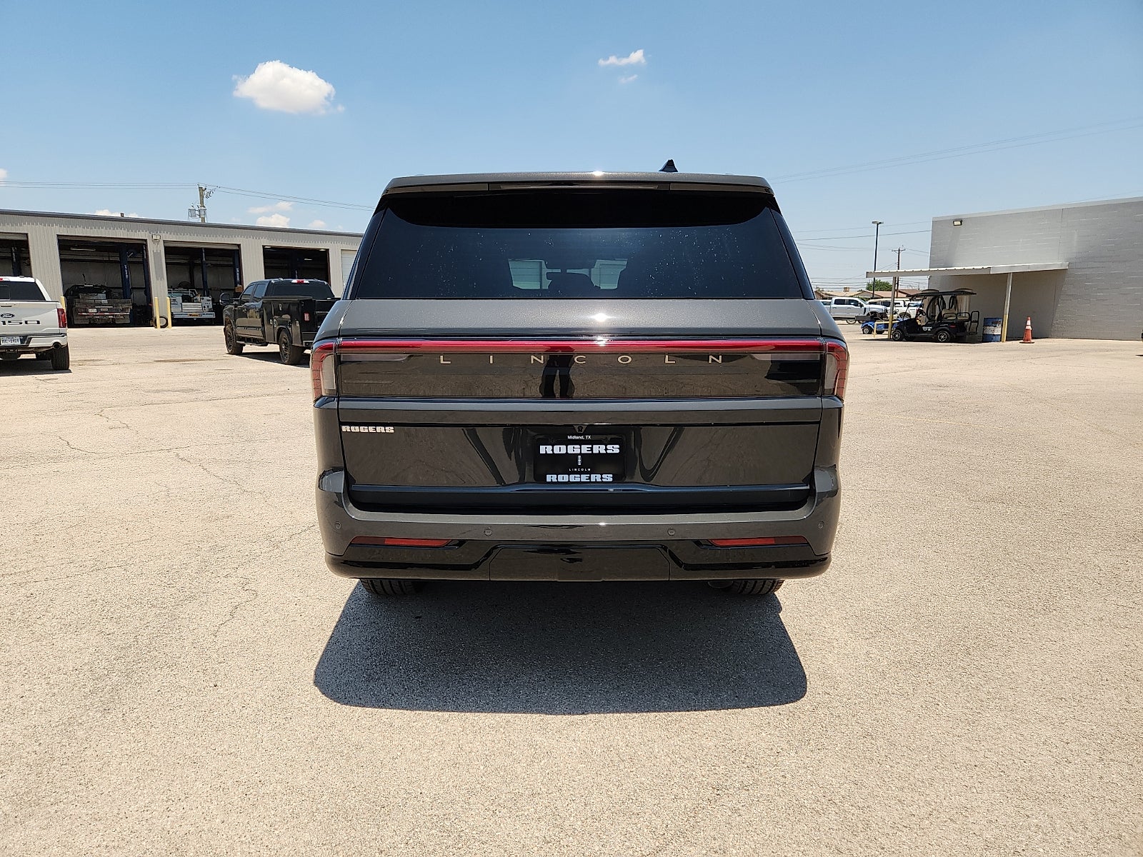 2027 Lincoln Navigator L Black Label