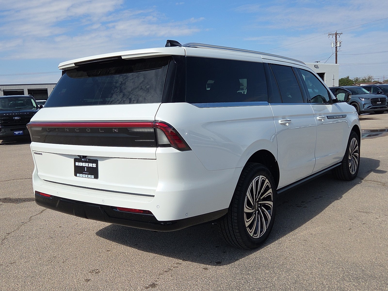 2025 Lincoln Navigator Lincoln Black Label-L