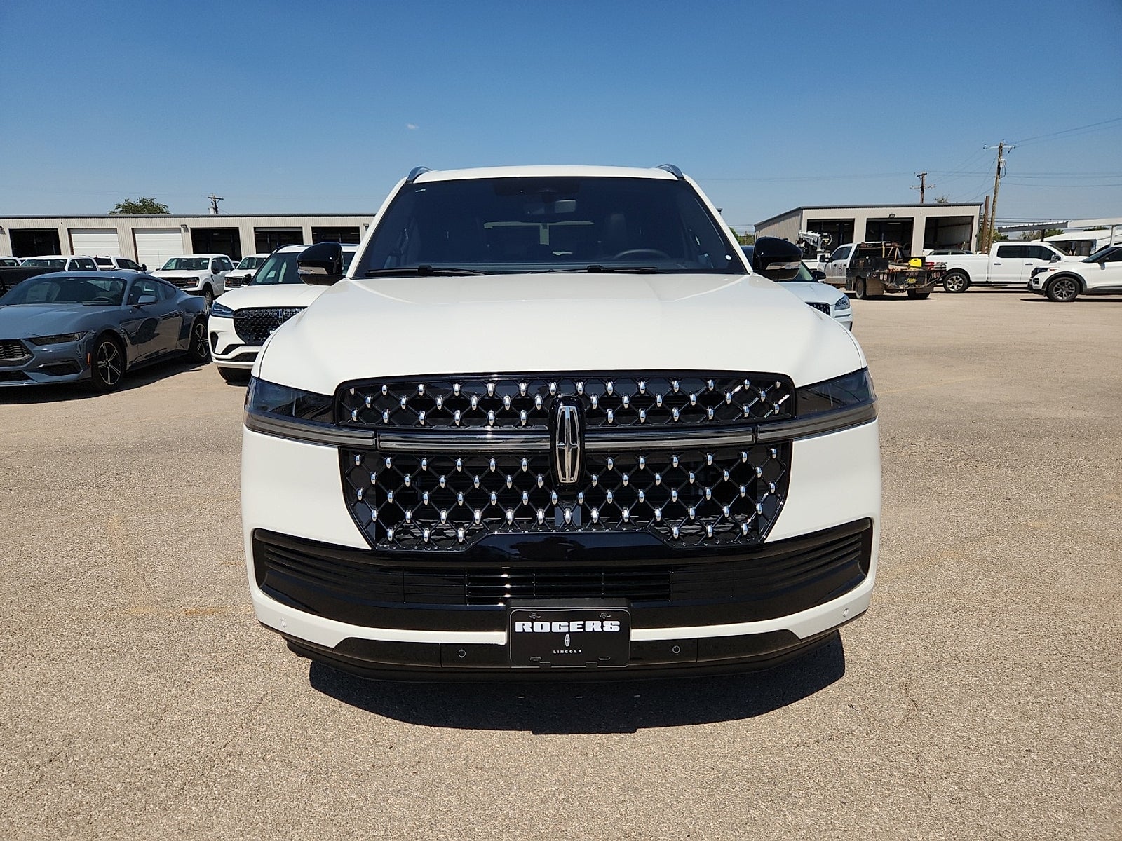 2025 Lincoln Navigator Lincoln Black Label-L