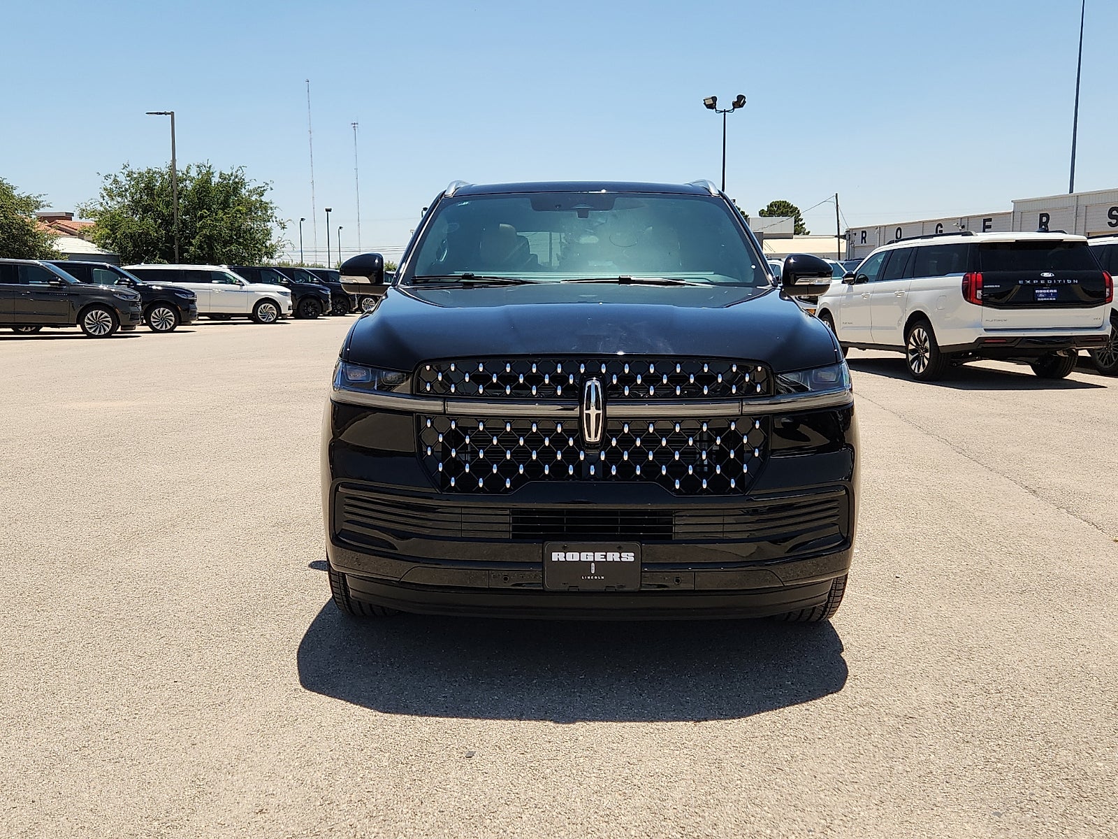 2027 Lincoln Navigator L Black Label