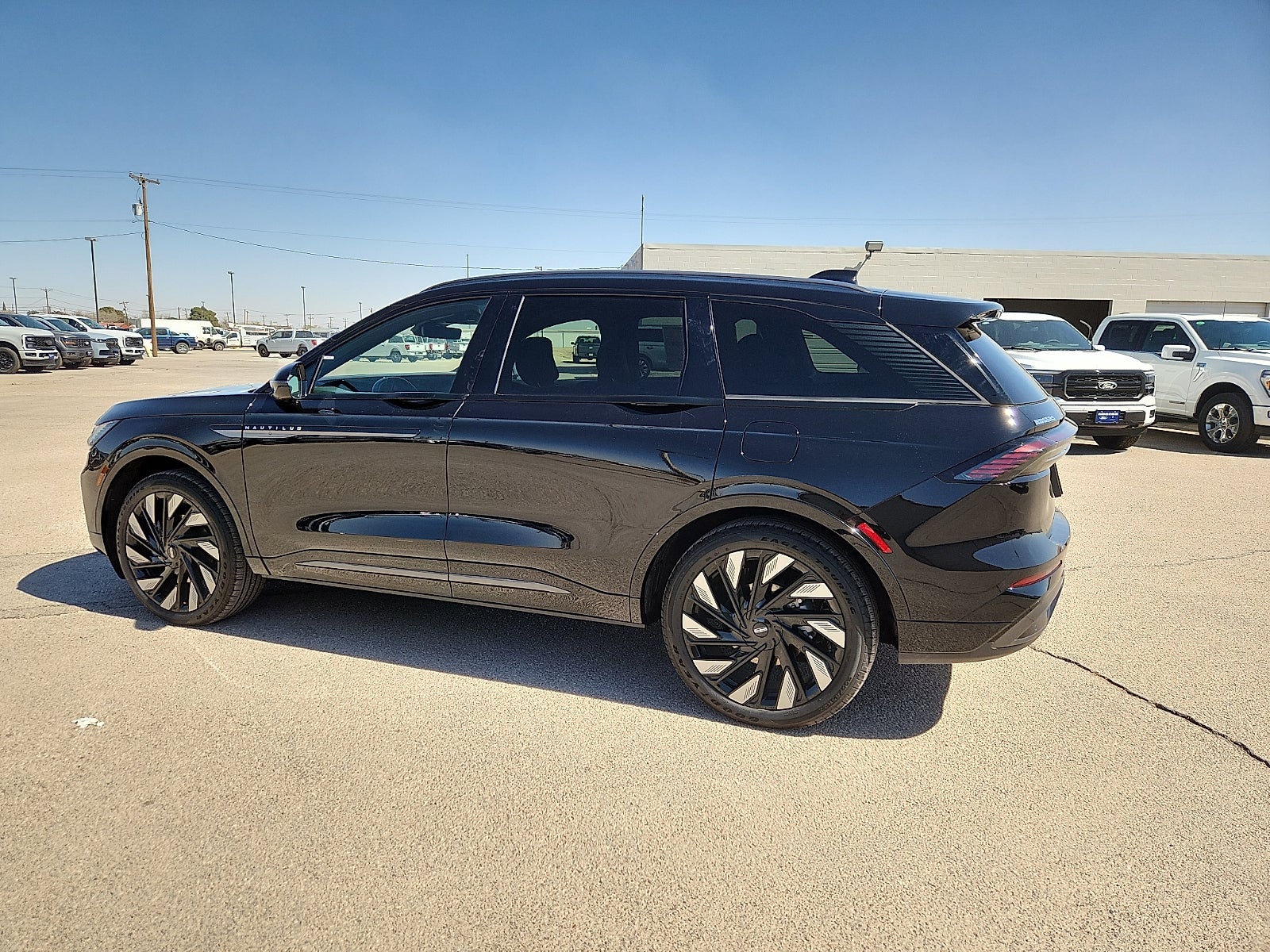 2025 Lincoln Nautilus Reserve