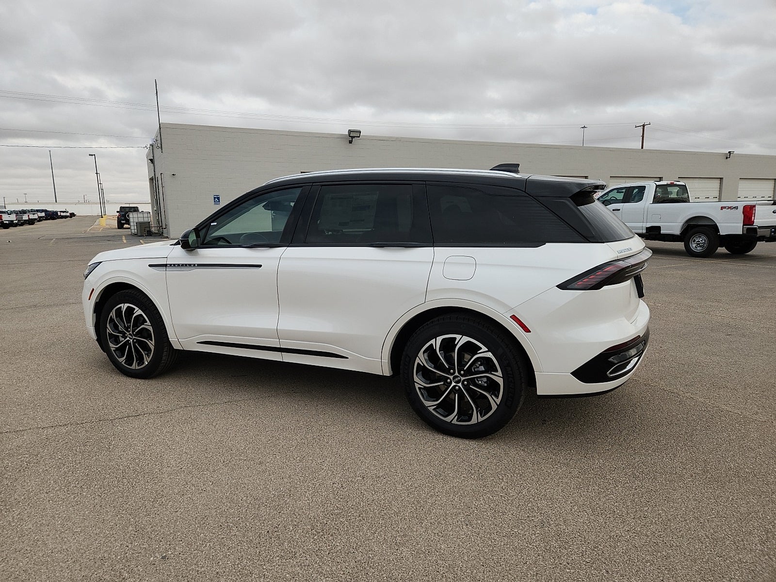 2026 Lincoln Nautilus Reserve