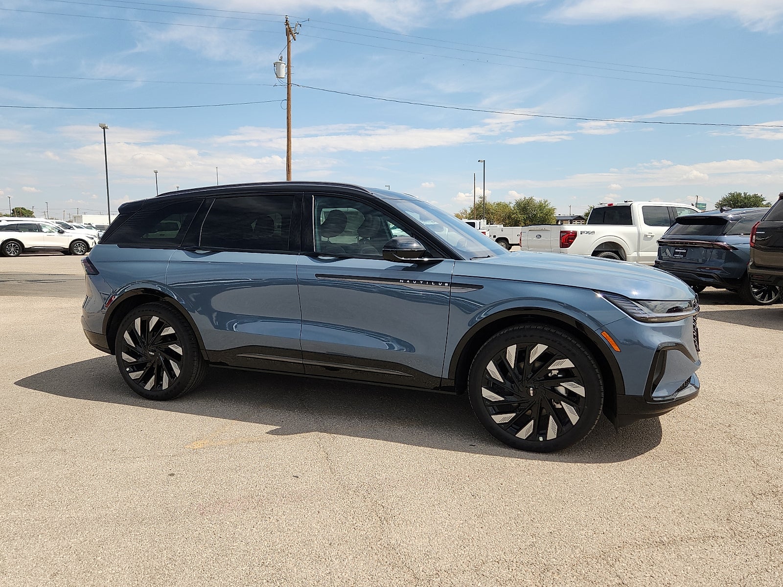 2026 Lincoln Nautilus Reserve