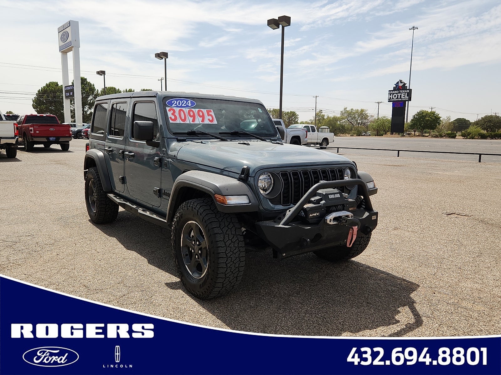2024 Jeep Wrangler Sport