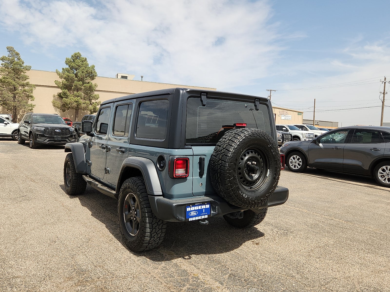 2024 Jeep Wrangler Sport