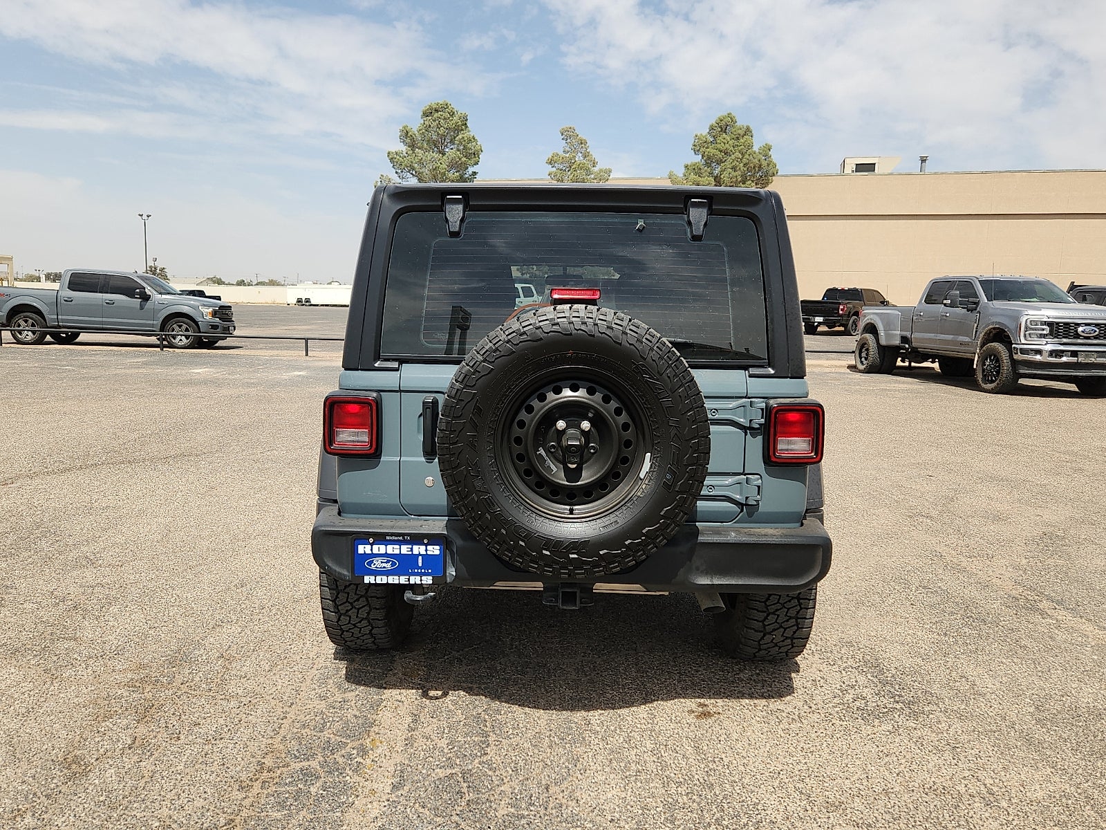 2024 Jeep Wrangler Sport