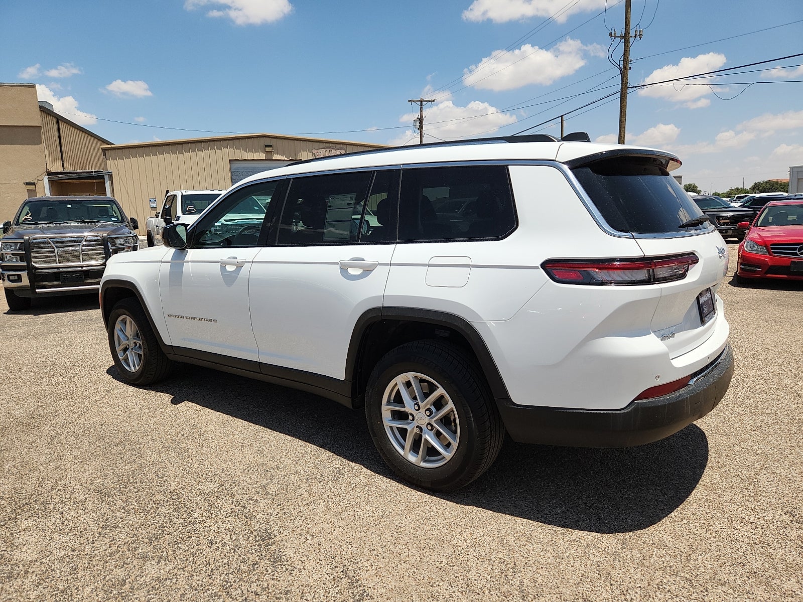 2024 Jeep Grand Cherokee L Laredo
