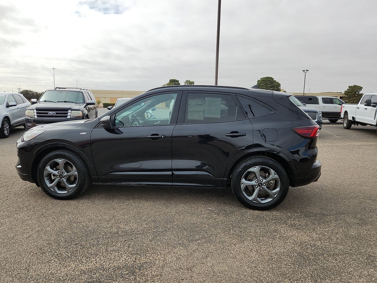 2024 Ford Escape ST-Line