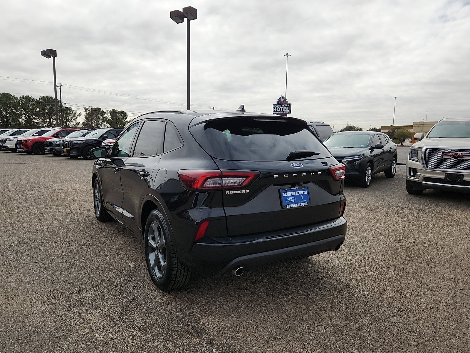 2024 Ford Escape ST-Line