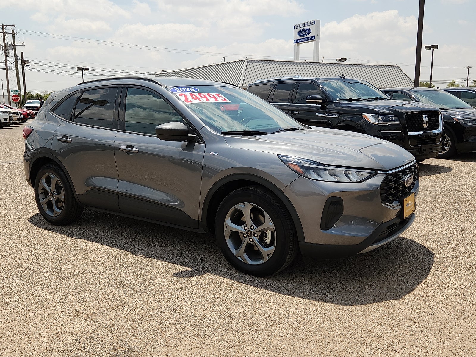 2025 Ford Escape ST-Line