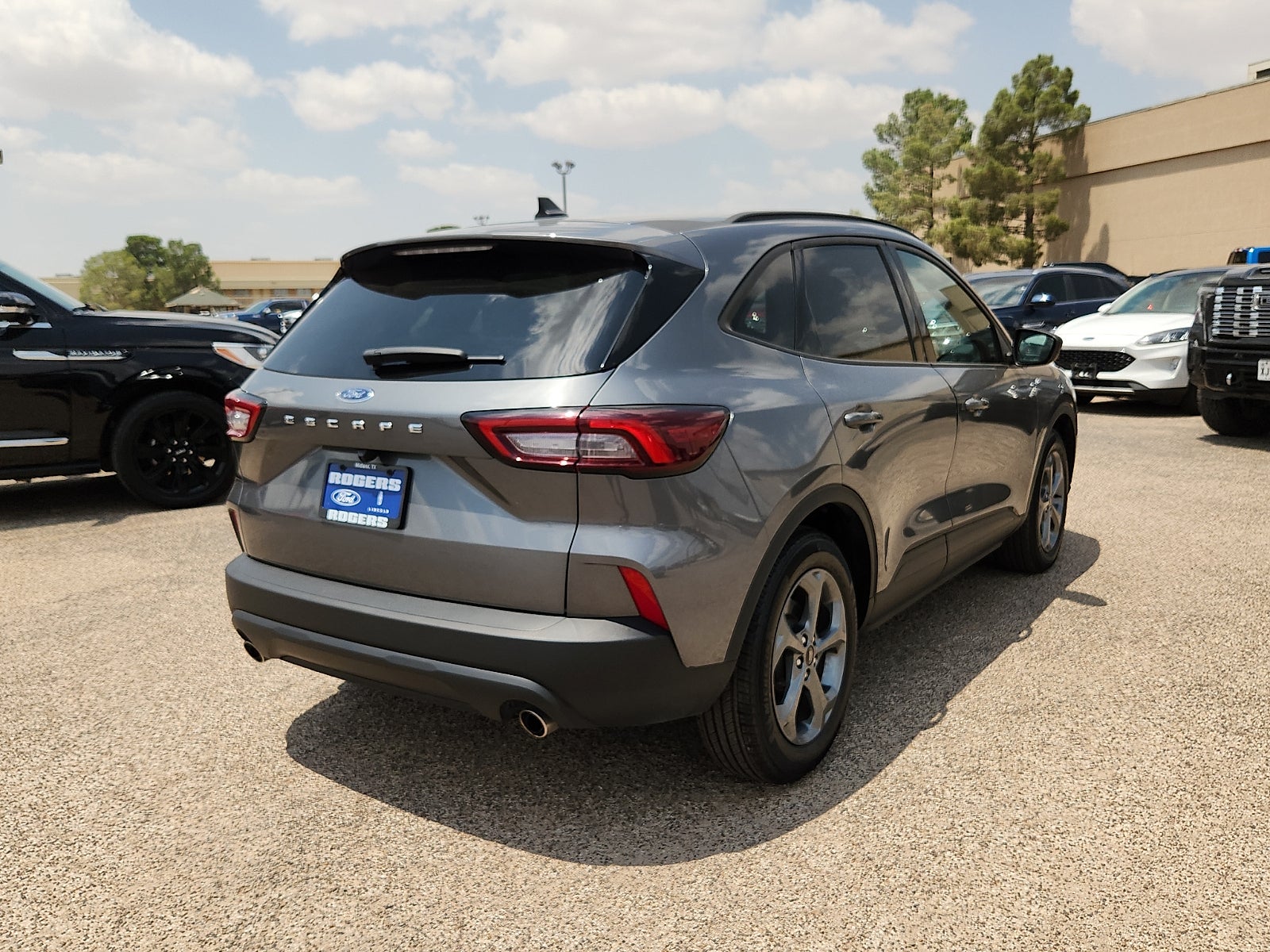2025 Ford Escape ST-Line