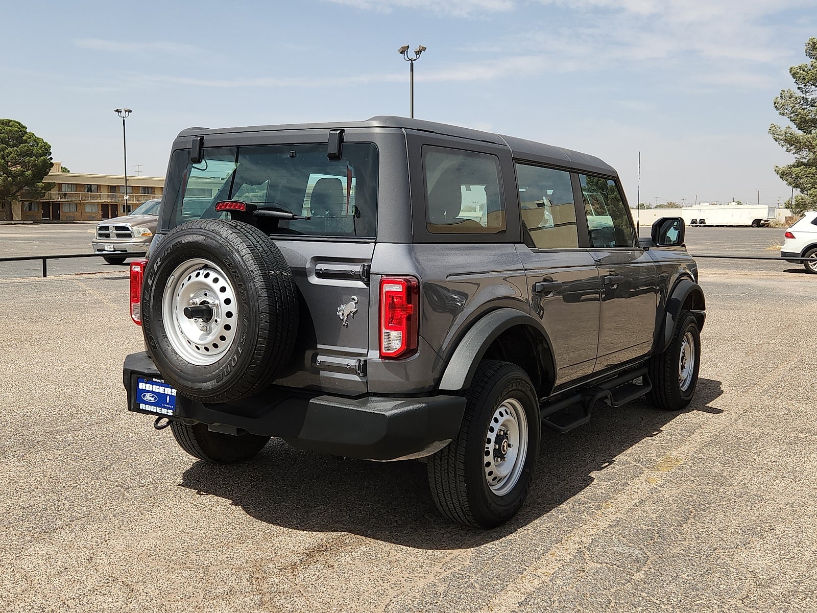 2025 Ford Bronco Base