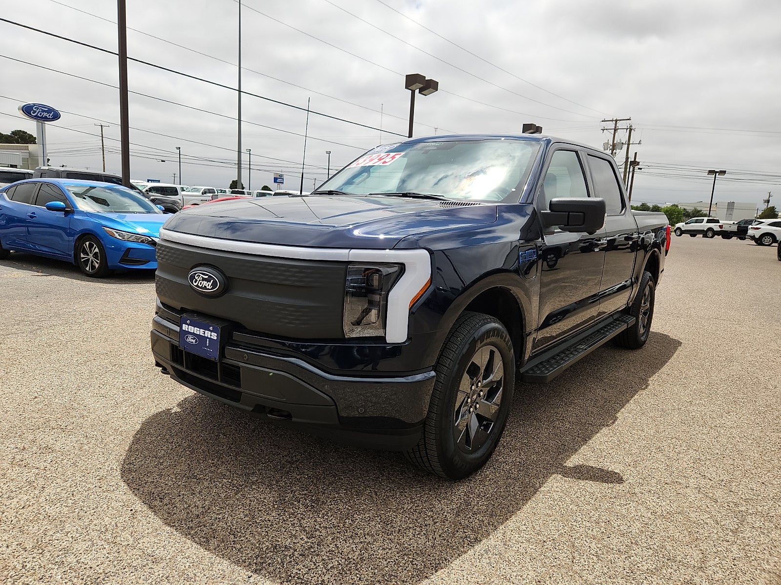 2025 Ford F-150 Lightning Flash