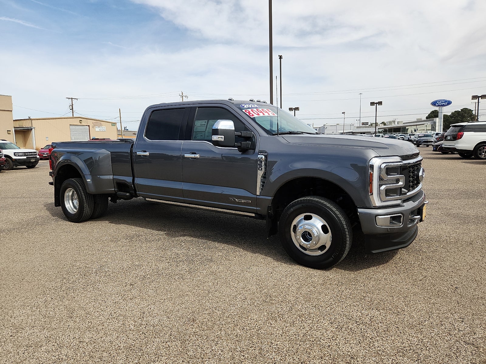 2024 Ford Super Duty F-350 DRW Platinum