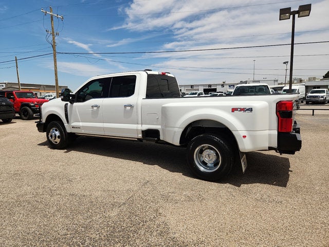 2024 Ford Super Duty F-350 DRW Platinum