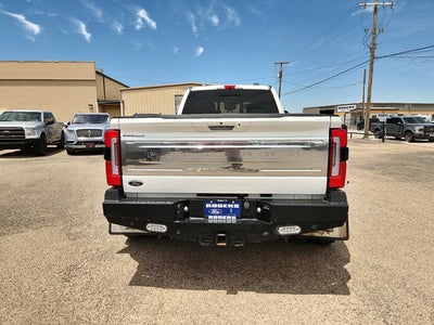 2024 Ford Super Duty F-350 DRW Platinum
