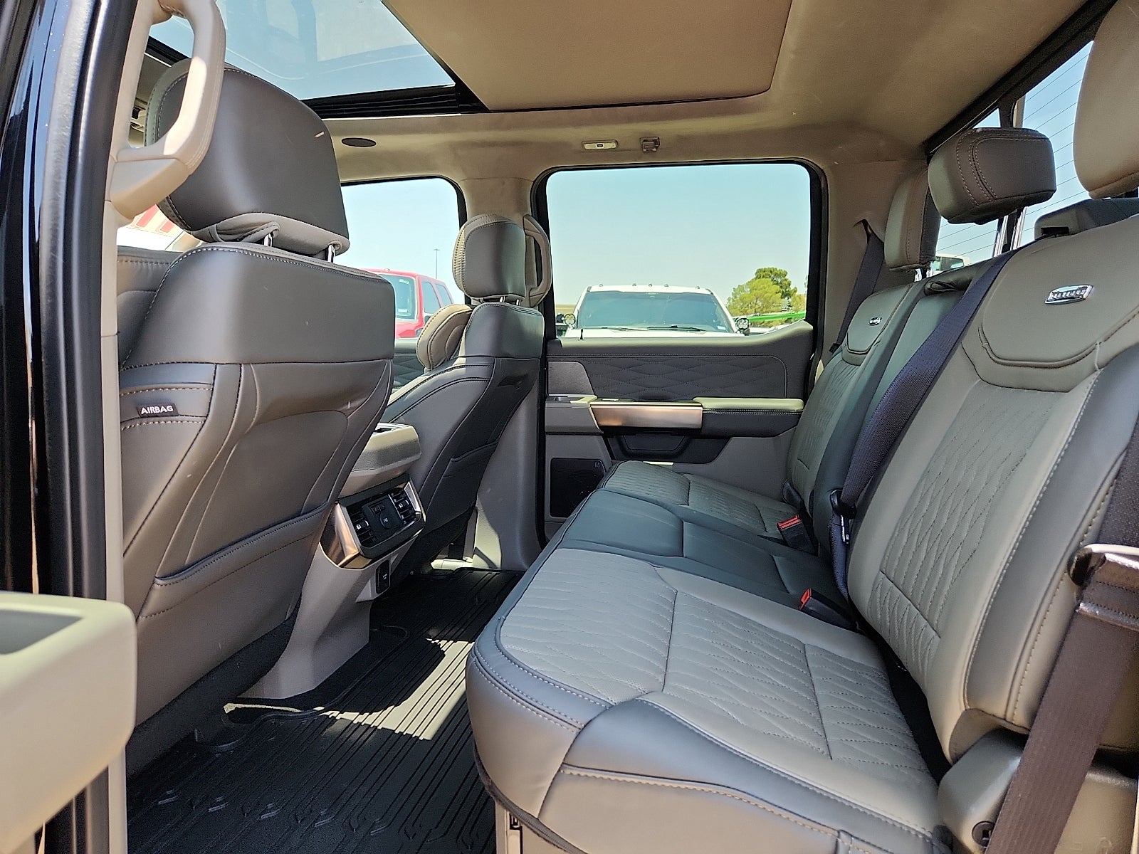 2026 Ford Super Duty F-450 DRW Platinum