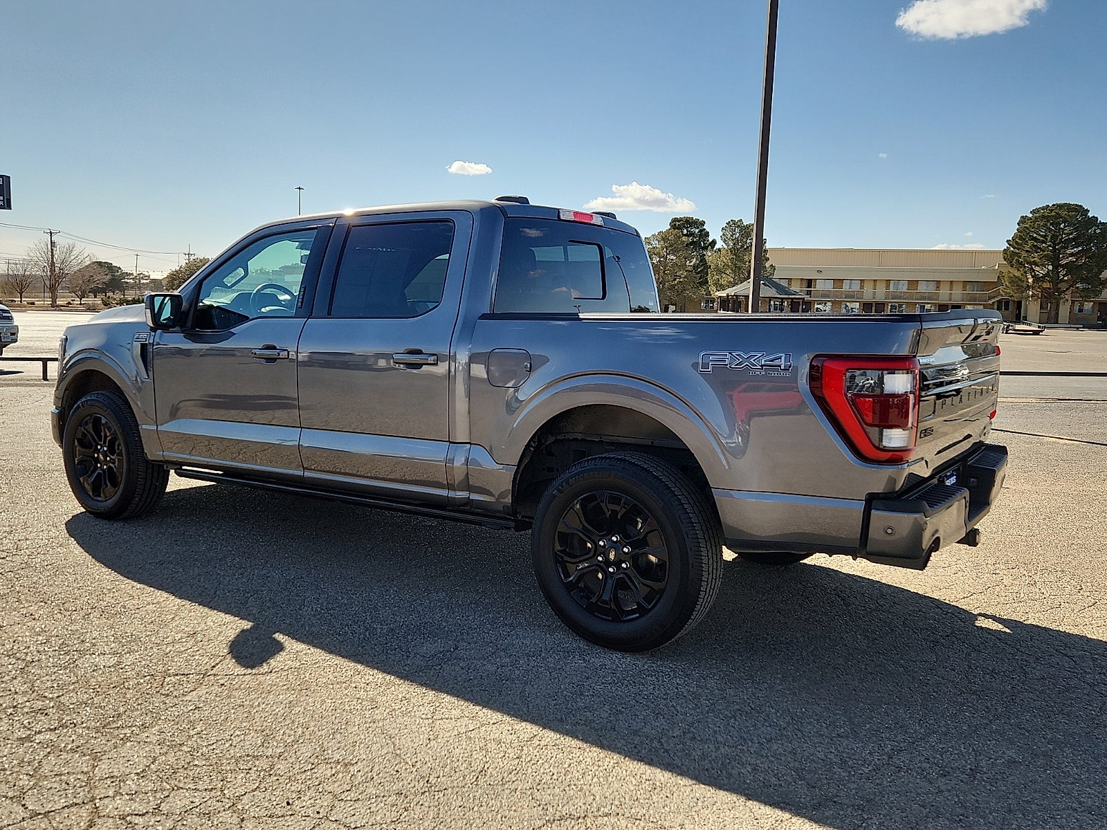 2023 Ford F-150 Platinum