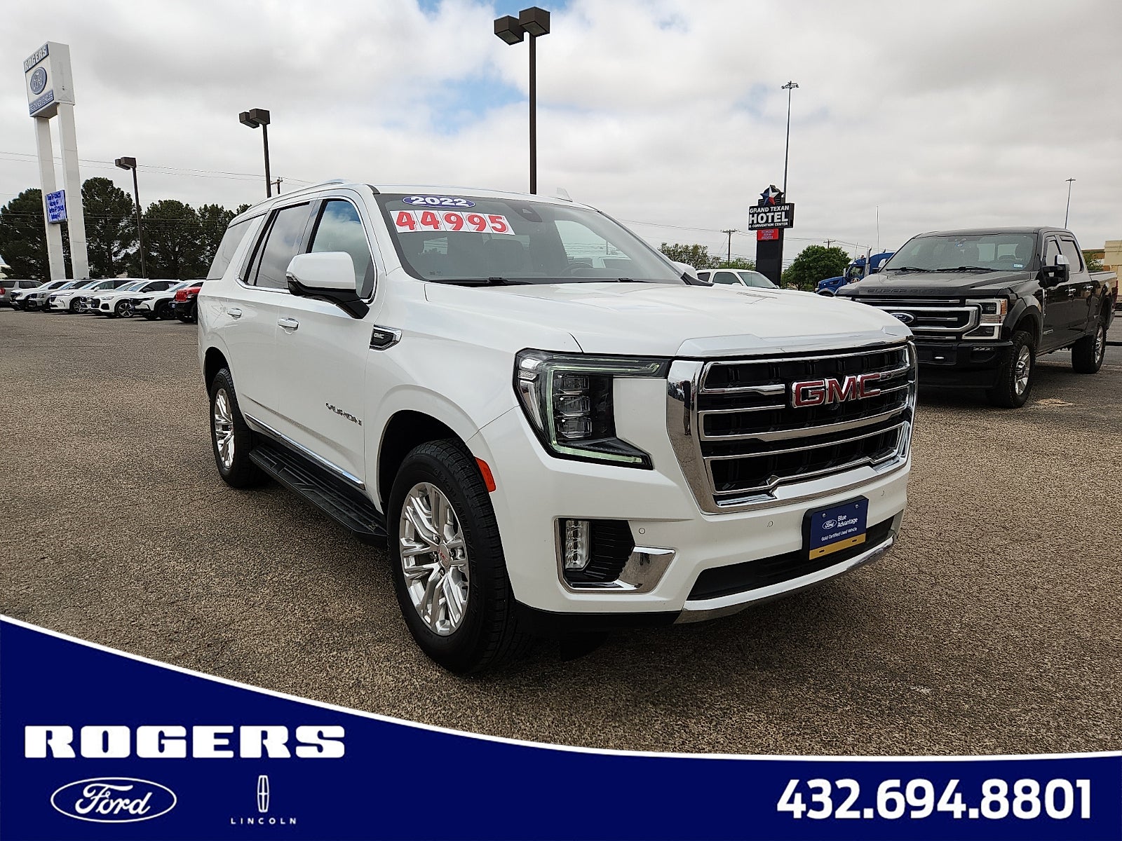 2022 GMC Yukon SLT