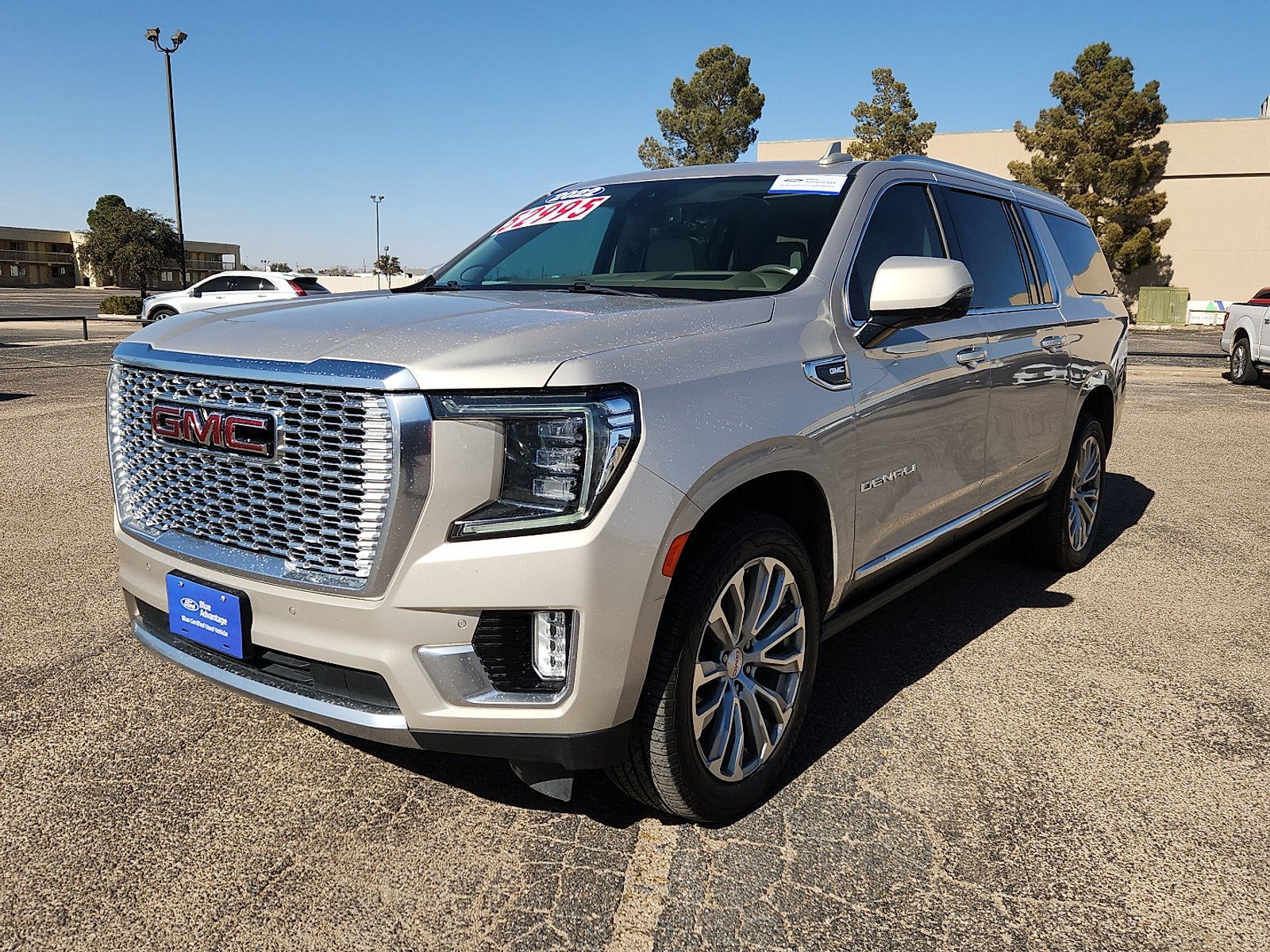 2022 GMC Yukon XL Denali