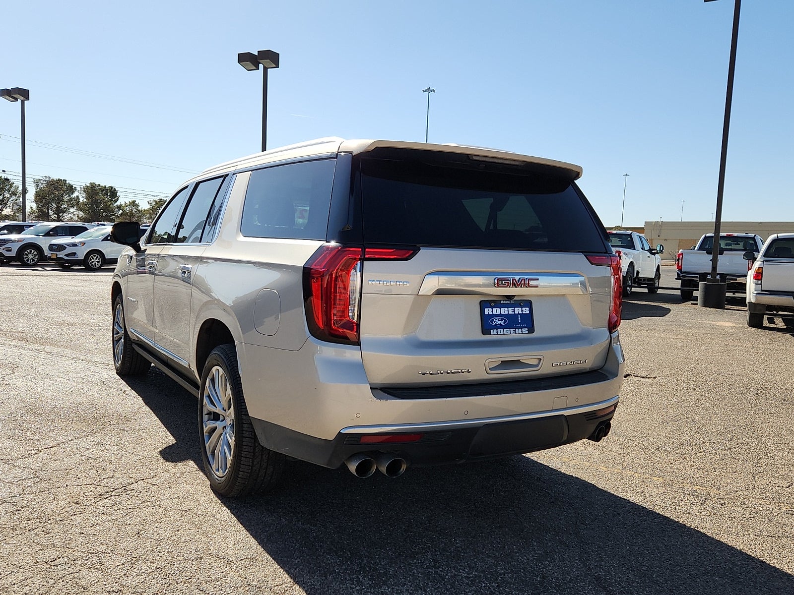 2022 GMC Yukon XL Denali
