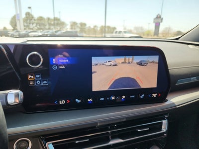 2025 Chevrolet Traverse FWD LT