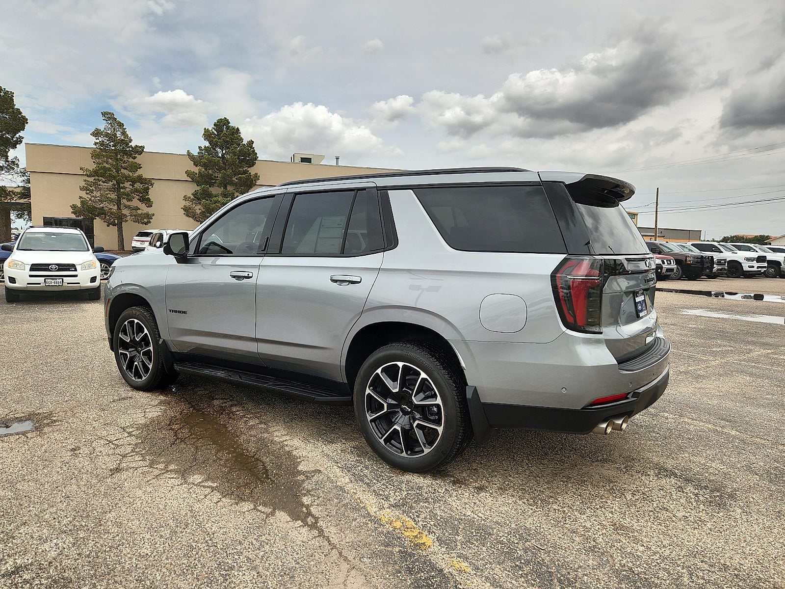2025 Chevrolet Tahoe RST