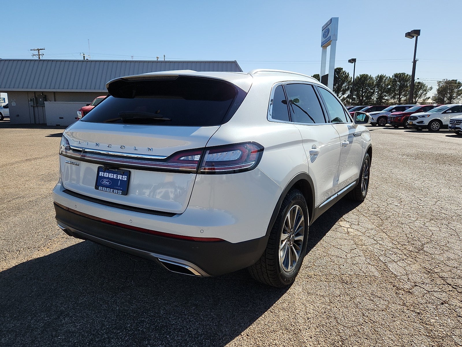 2023 Lincoln Nautilus Standard