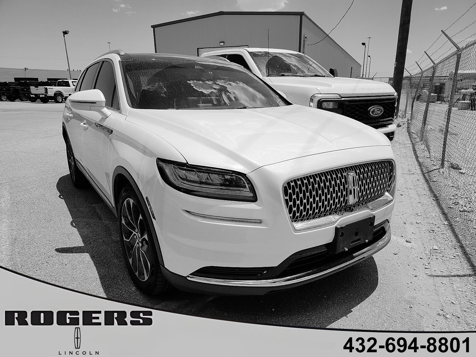 2022 Lincoln Nautilus Reserve FWD's photo