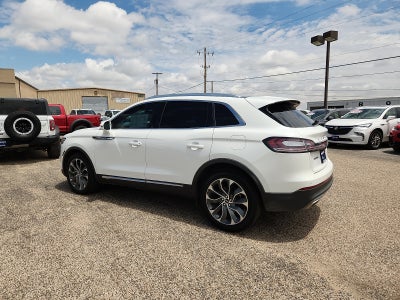 2022 Lincoln Nautilus Reserve