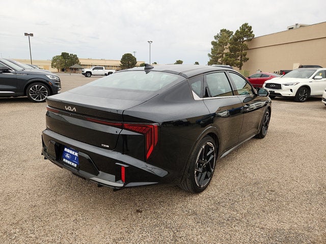 2025 Kia K4 GT-Line