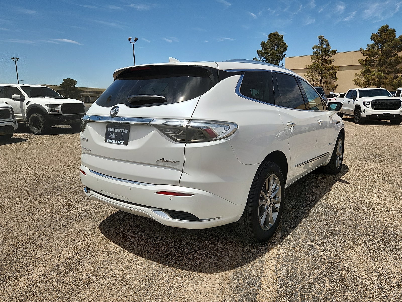 2022 Buick Enclave Avenir