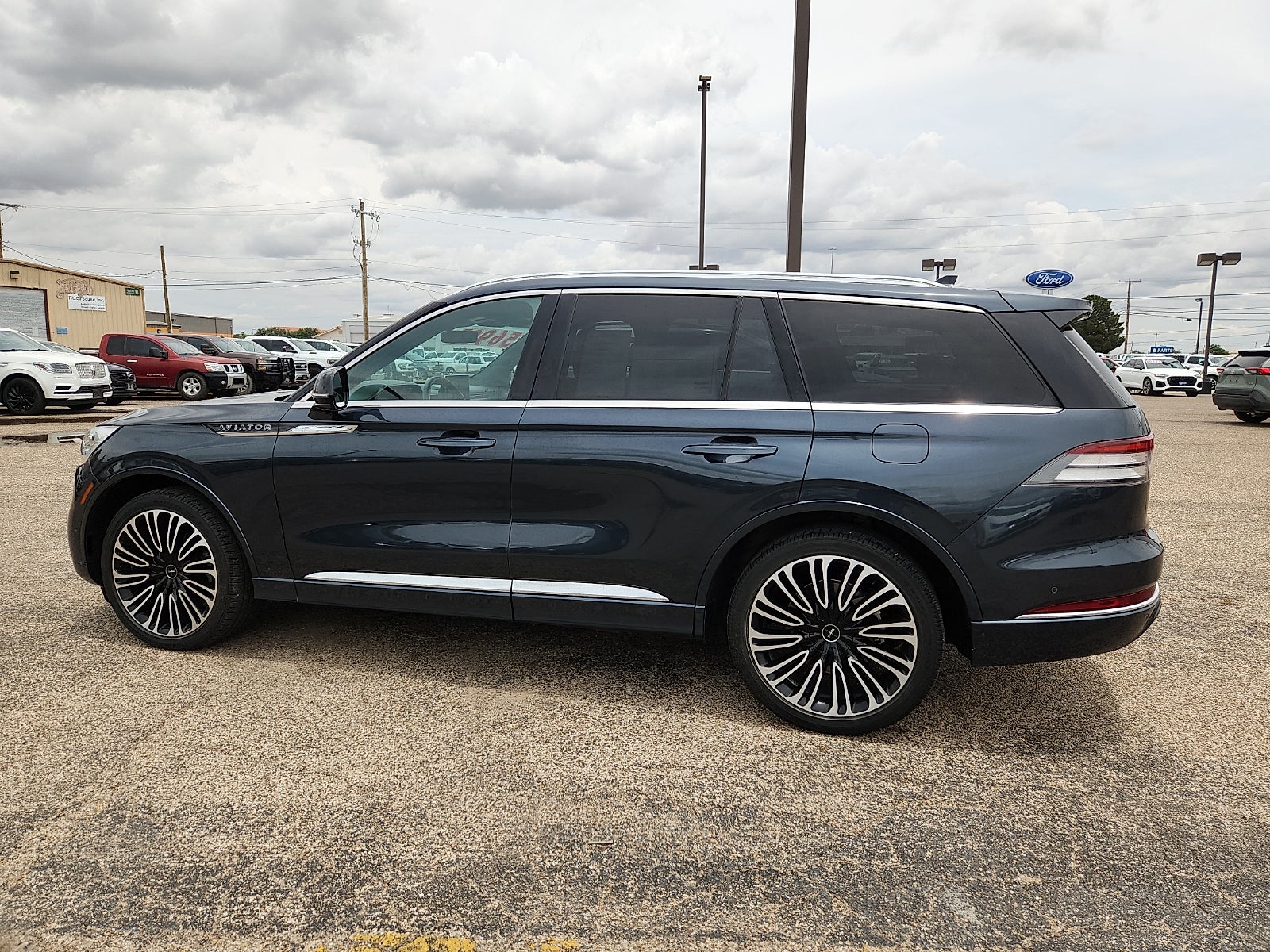 2023 Lincoln Aviator Black Label