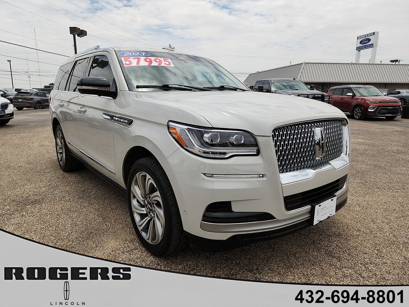 2023 Lincoln Navigator Reserve 4WD's photo