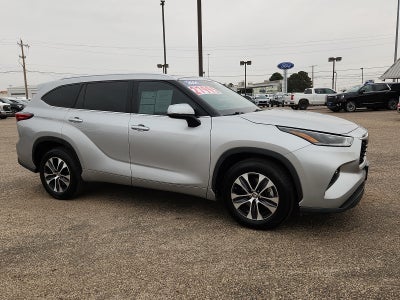 2021 Toyota Highlander XLE