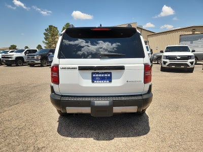 2025 Toyota Land Cruiser Base