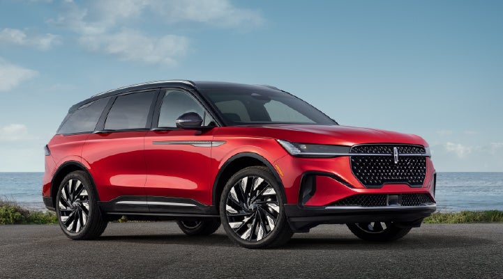 A 2026 Lincoln Nautilus® Reserve model is shown with the stylish available Jet Appearance Package. | Rogers Lincoln in Midland TX