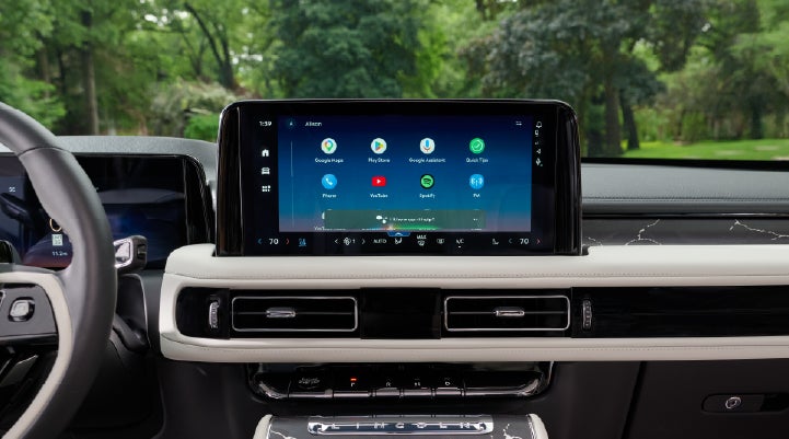 The center touchscreen inside a 2027 Lincoln Aviator® Black Label™ SUV | Rogers Lincoln in Midland TX