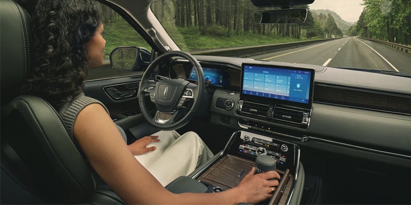 2024 Lincoln Navigator Technology