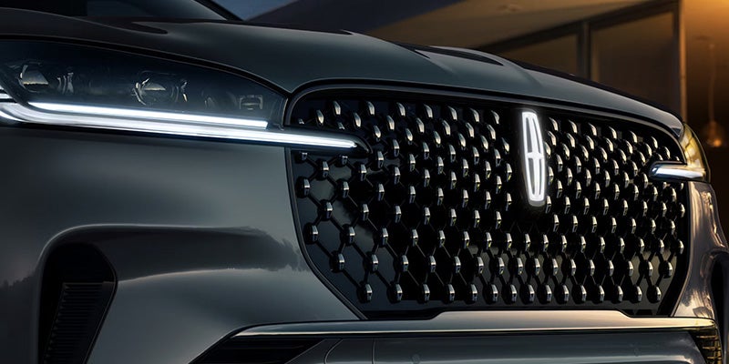 2026 Lincoln Aviator exterior front view